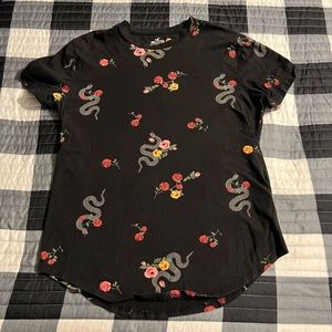 Medium black with snakes and roses hollister shirt